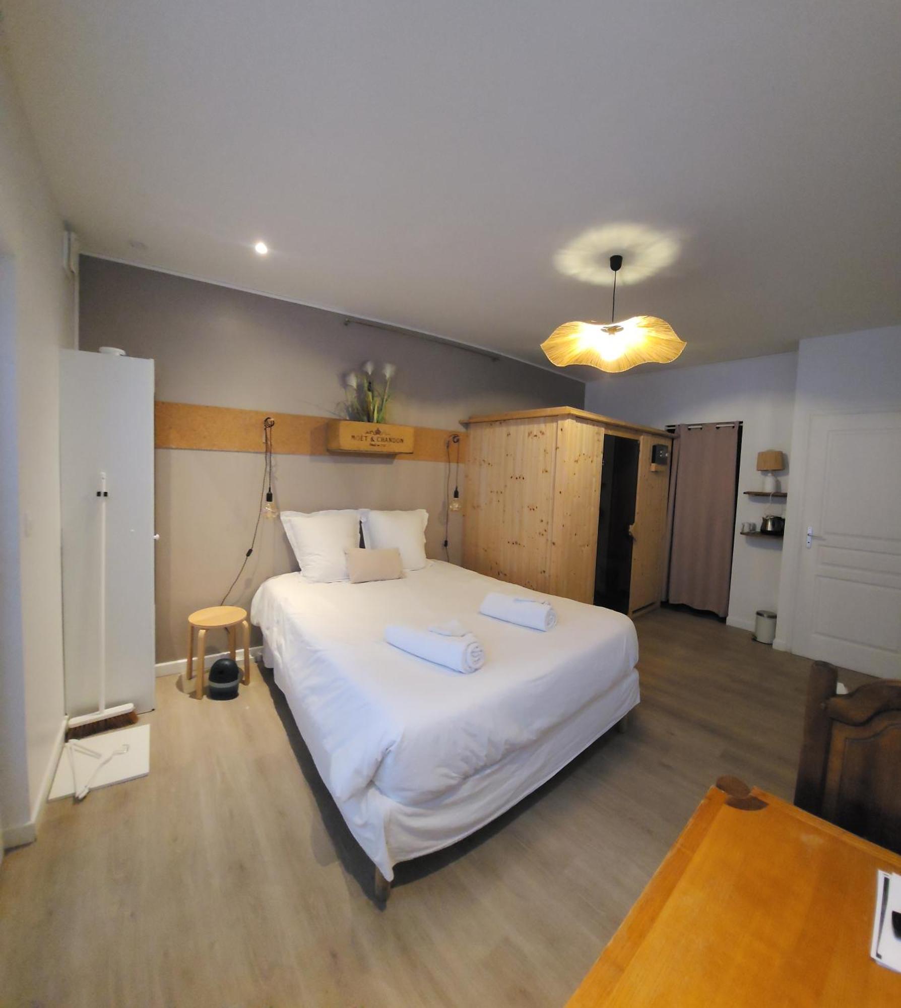 Chambres Privees Hyper-Centre Epernay Lit 160X200Cm Buitenkant foto