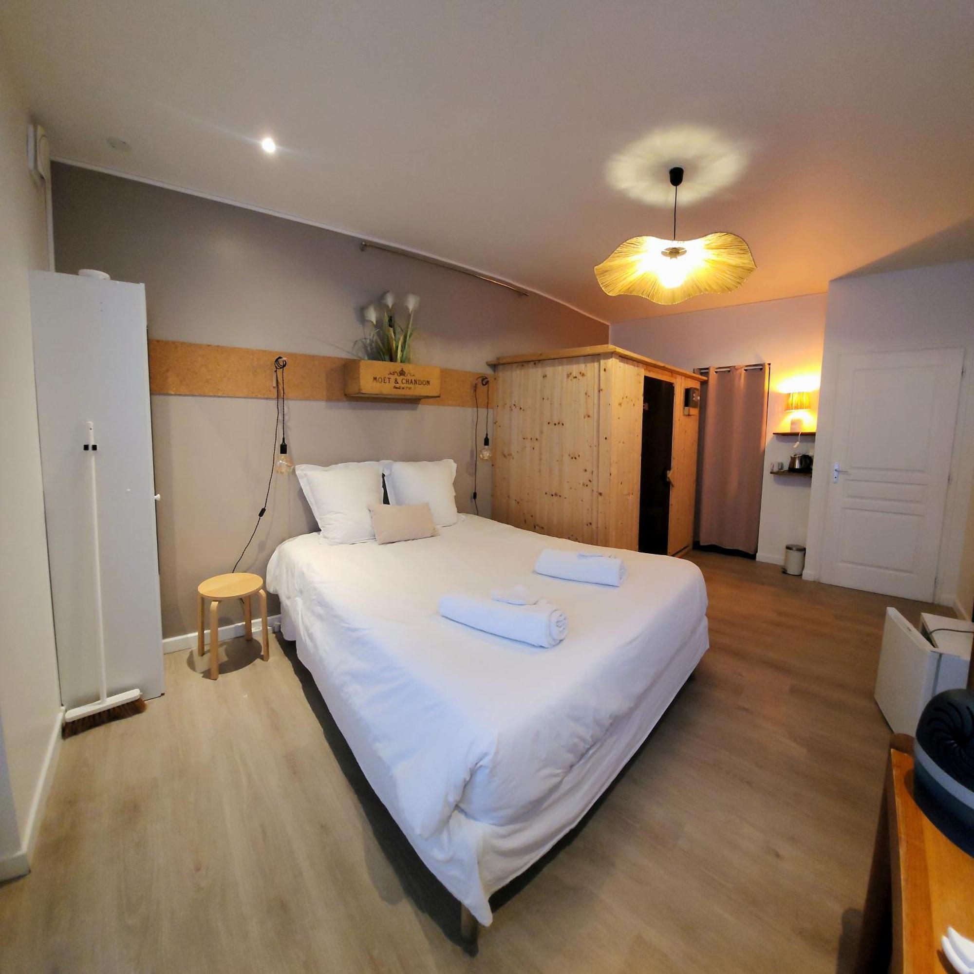 Chambres Privees Hyper-Centre Epernay Lit 160X200Cm Buitenkant foto